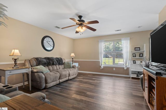19 Ivory Arch Court, Simpsonville, SC 29681