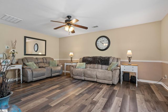 19 Ivory Arch Court, Simpsonville, SC 29681