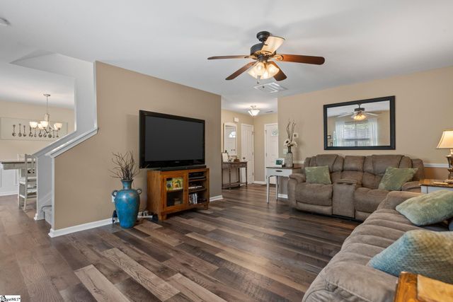 19 Ivory Arch Court, Simpsonville, SC 29681