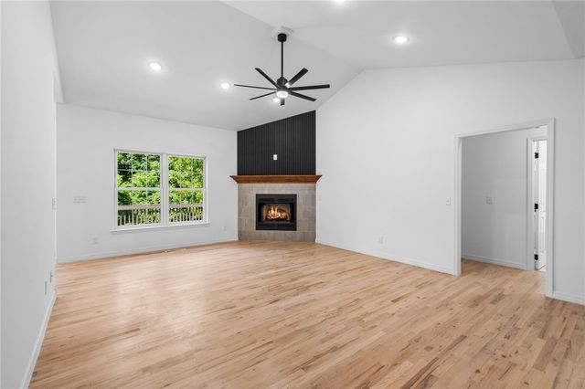6 Didcot Lane, Bella Vista, AR 72714