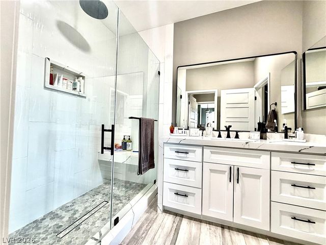 11290 Hidden Peak Avenue 308, Las Vegas, NV 89135