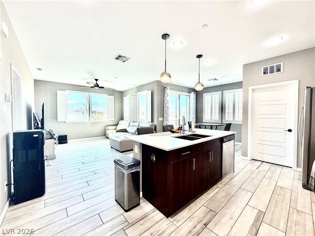 11290 Hidden Peak Avenue 308, Las Vegas, NV 89135