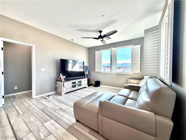 11290 Hidden Peak Avenue 308, Las Vegas, NV 89135