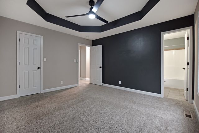 604 Deer Ridge Drive, Clarksville, TN 37042