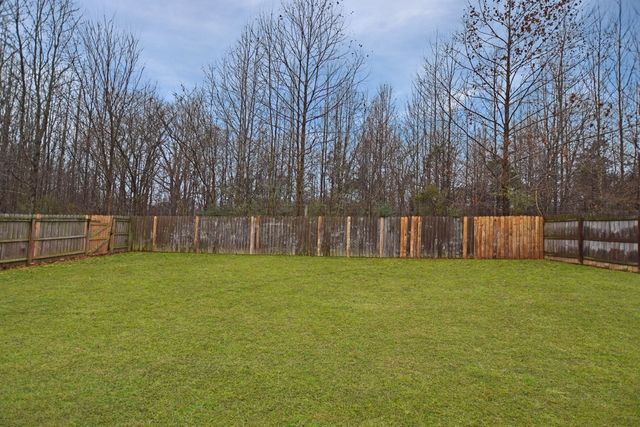 604 Deer Ridge Drive, Clarksville, TN 37042