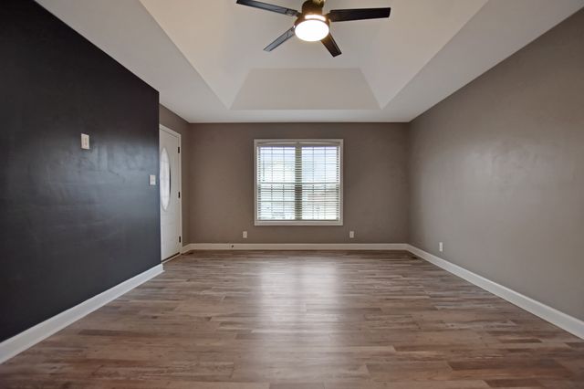 604 Deer Ridge Drive, Clarksville, TN 37042