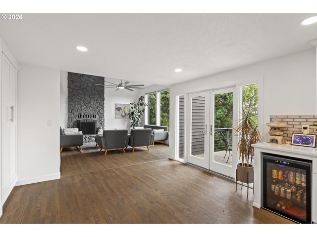 15 Sw 68TH Ave, Portland, OR 97225