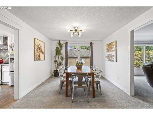 15 Sw 68TH Ave, Portland, OR 97225