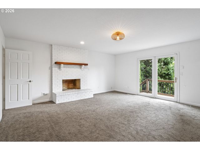 15 Sw 68TH Ave, Portland, OR 97225