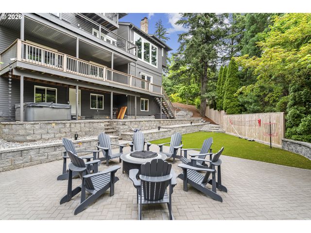 15 Sw 68TH Ave, Portland, OR 97225