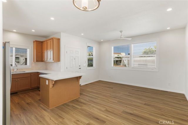 3030 Oceanside Boulevard 18, Oceanside, CA 92054