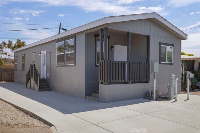 3030 Oceanside Boulevard 18, Oceanside, CA 92054