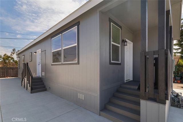 3030 Oceanside Boulevard 18, Oceanside, CA 92054