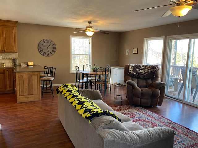 200 Indian Hills Lane, Kimberling City, MO 65686