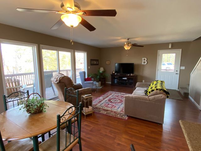 200 Indian Hills Lane, Kimberling City, MO 65686