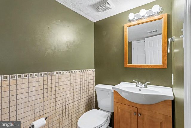 204 KENTUCKY AVE, Pasadena, MD 21122
