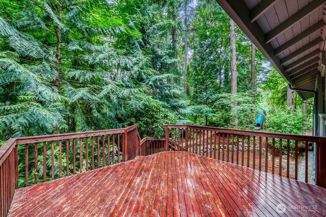 17419 151st Avenue NE, Woodinville, WA 98072