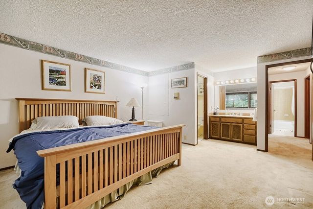 17419 151st Avenue NE, Woodinville, WA 98072