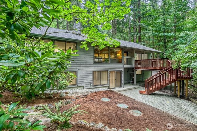 17419 151st Avenue NE, Woodinville, WA 98072