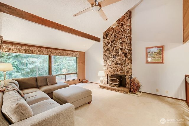 17419 151st Avenue NE, Woodinville, WA 98072