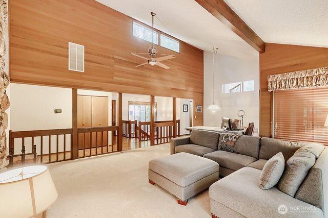 17419 151st Avenue NE, Woodinville, WA 98072