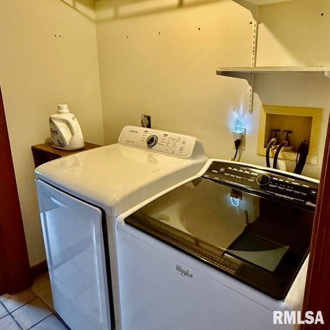 136 Post Road, Virden, IL 62690