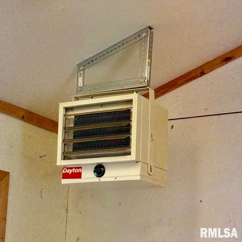 136 Post Road, Virden, IL 62690