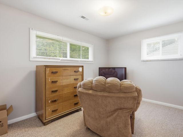 289 S Williams Lake Road, Waterford, MI 48327