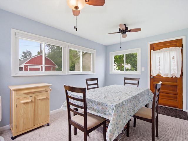 289 S Williams Lake Road, Waterford, MI 48327