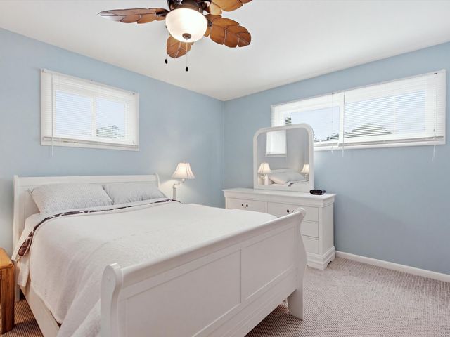 289 S Williams Lake Road, Waterford, MI 48327