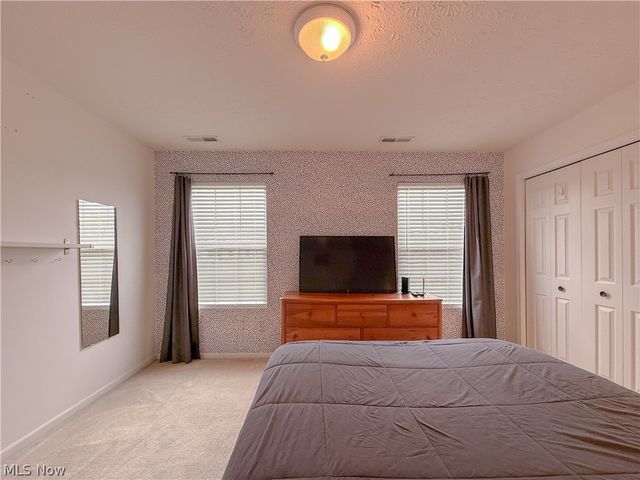 70 High Point Drive 76, Medina, OH 44256