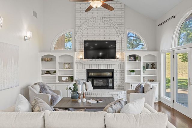 8088 La Trelle Ct, Pilot Hill, CA 95664