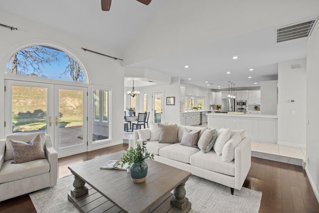 8088 La Trelle Ct, Pilot Hill, CA 95664