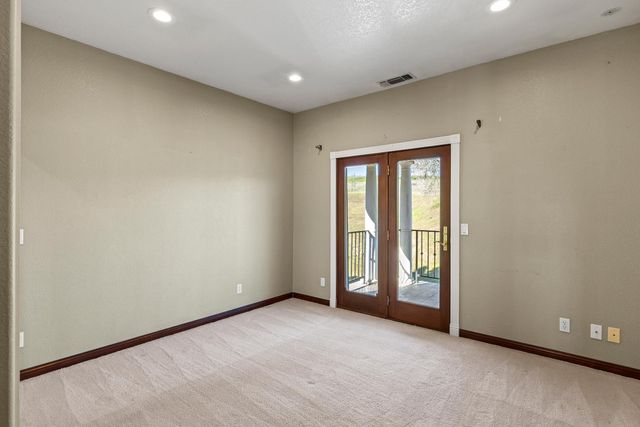 8088 La Trelle Ct, Pilot Hill, CA 95664