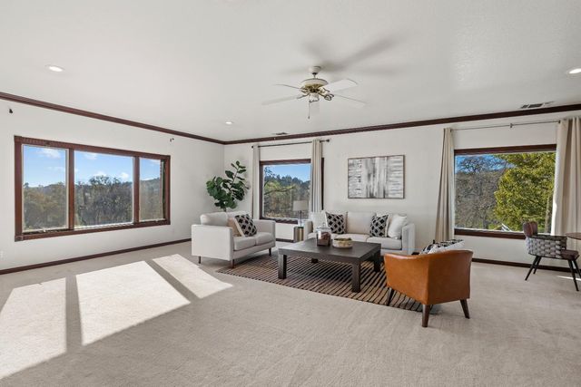 8088 La Trelle Ct, Pilot Hill, CA 95664