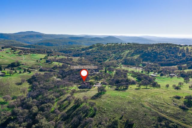 8088 La Trelle Ct, Pilot Hill, CA 95664