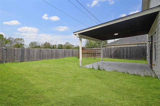 13226 Ridgewood Knoll Lane, Houston, TX 77047