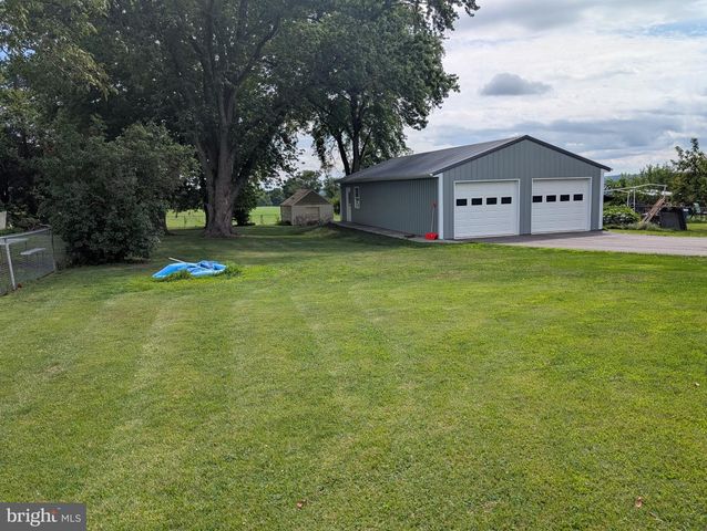 179 BLUESTONE RD, York, PA 17406