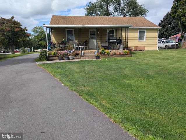 179 BLUESTONE RD, York, PA 17406