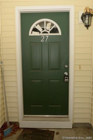 527 West Thames Street 27, Norwich, CT 06360