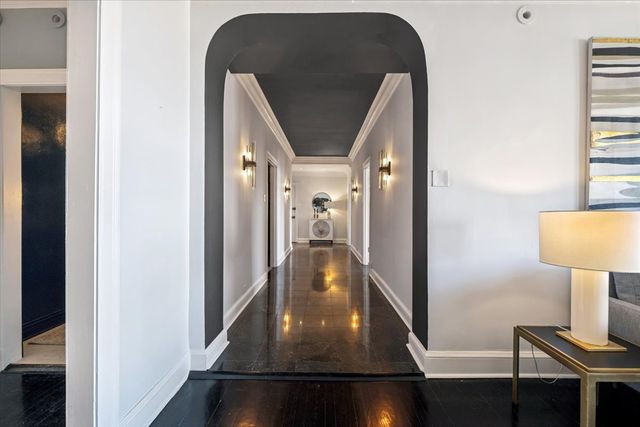 3530 N Lake Shore Drive 11B, Chicago, IL 60657