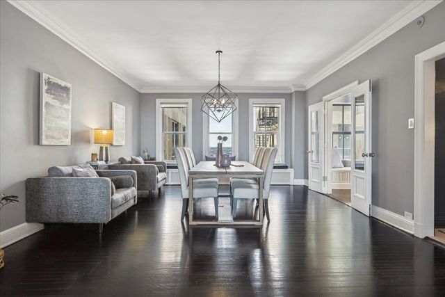 3530 N Lake Shore Drive 11B, Chicago, IL 60657