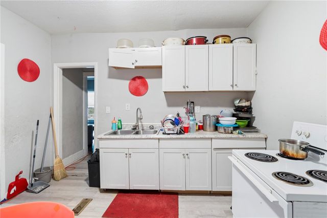 35 Santa Clara Avenue, Dayton, OH 45405