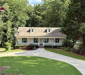 6330 Oak View Drive, Cumming, GA 30041