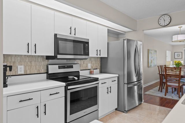 1601 SW 128th Terrace 201a, Pembroke Pines, FL 33027