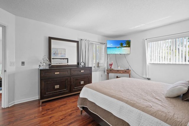 1601 SW 128th Terrace 201a, Pembroke Pines, FL 33027