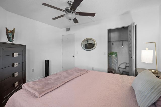 1601 SW 128th Terrace 201a, Pembroke Pines, FL 33027