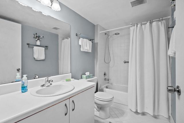 1601 SW 128th Terrace 201a, Pembroke Pines, FL 33027