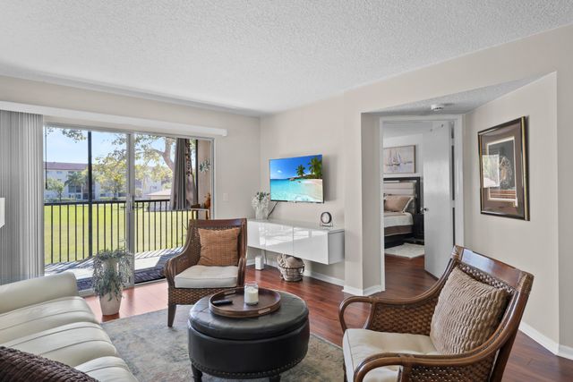 1601 SW 128th Terrace 201a, Pembroke Pines, FL 33027