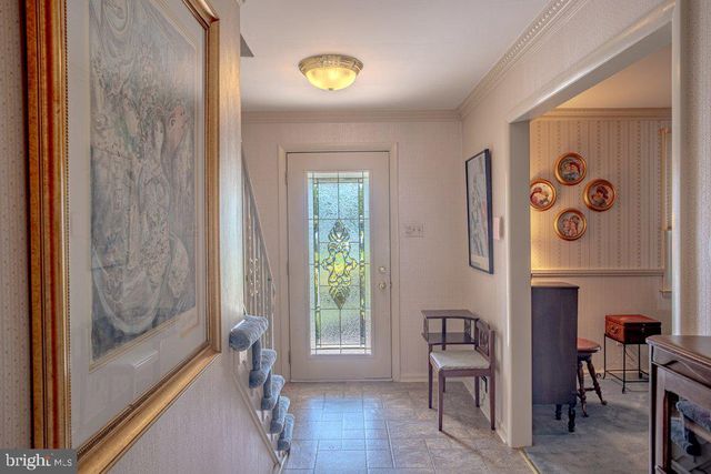 2 BELLOWS LN, Cherry Hill, NJ 08002